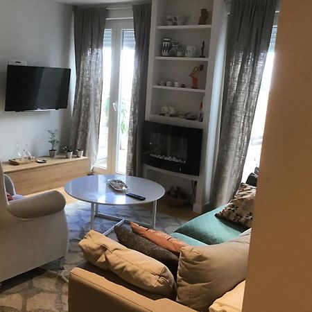 Mi Lugar De Vacaciones Apartment Mino Bagian luar foto